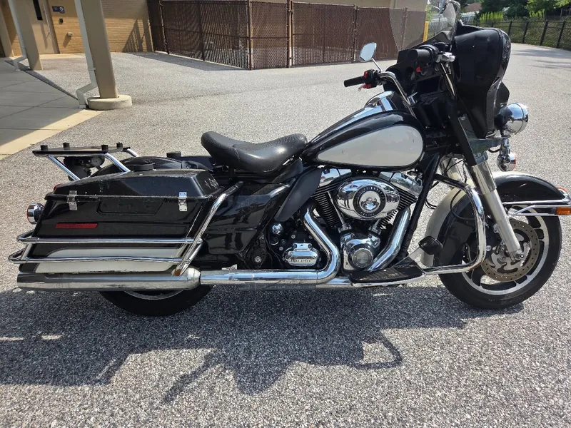 2012 HD Electra-Glide FLHTP Police