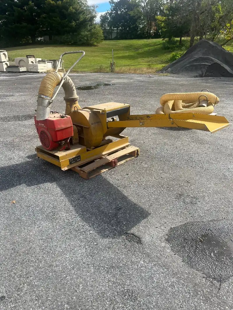Reninco hydrograssing and mulching machine