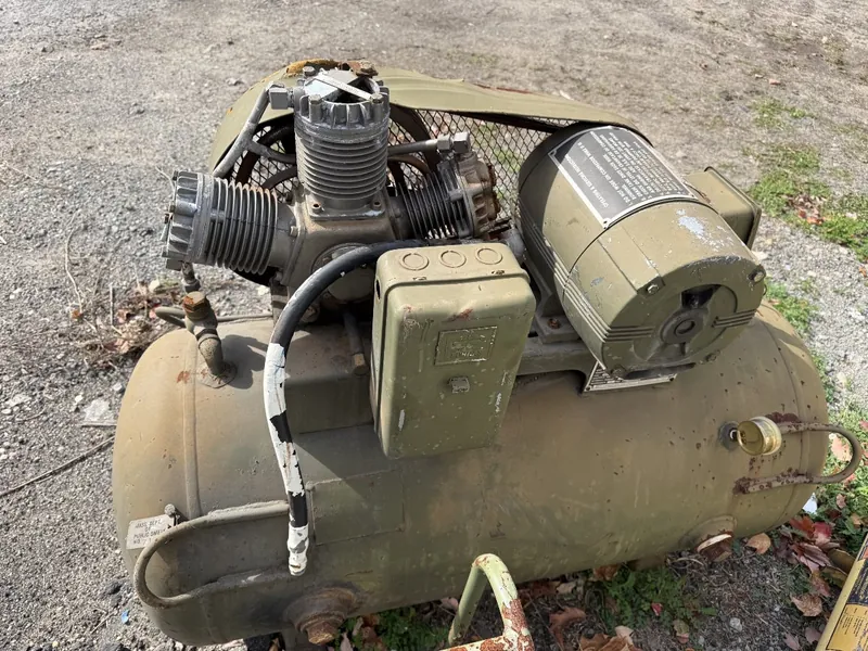 1967 Champion U.S. Army air compressor